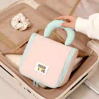 悦语美妆包 便携收纳防尘 高颜值化妆包大容量手提化妆品包旅行棉花糖色洗漱包