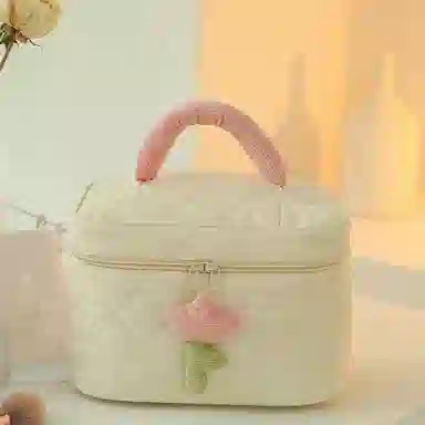 悦语实用少女心包 便携收纳防尘 化妆包奶油灯芯绒可爱化妆包高级感可爱洗漱包便携大容量化妆品收纳包