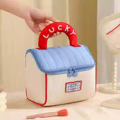 悦语简单实用美妆工具 便携收纳 可爱房子化妆包女大容量便携式趣味卡通旅行洗漱品手提分区收纳袋