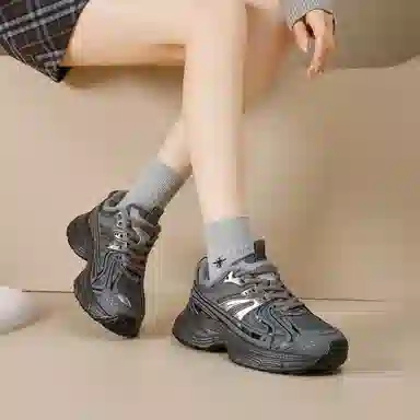 AGSDON Low-Top Thick-Soled Sneakers