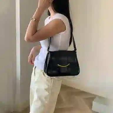 Ximuting Microglow Classic Flap Shoulder Bag Small Black Ivory