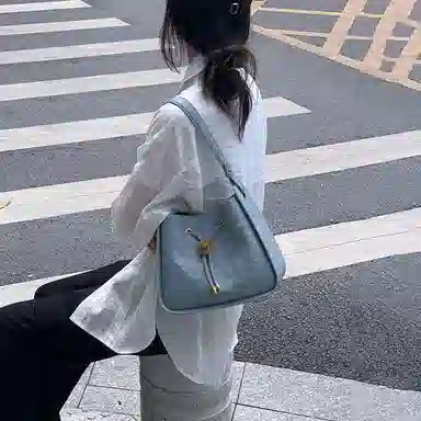 Ximuting Nianxia Bucket Bag