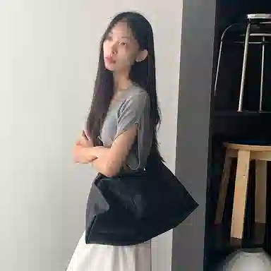 西木汀 向野 小众设计高级感通勤百搭简约 牛皮 斜挎单肩包 常规 女款 多色