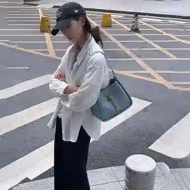 Ximuting Nianxia Bucket Bag