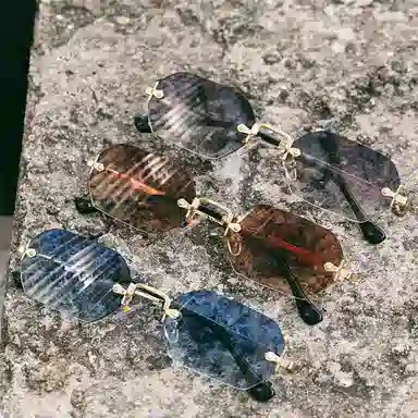 SOMAN Fashion Polygon Frameless Sunglasses