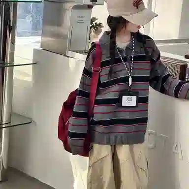 MUMUWU HOUSE 2025polo