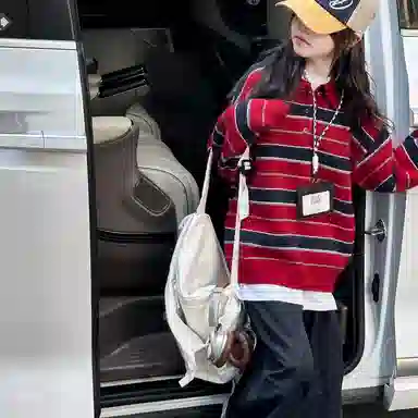 MUMUWU HOUSE 2025polo