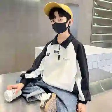 MUMUWU HOUSE 2025polo