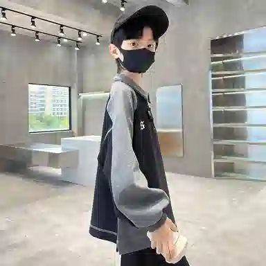 MUMUWU HOUSE 2025polo