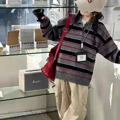 MUMUWU HOUSE 2025polo