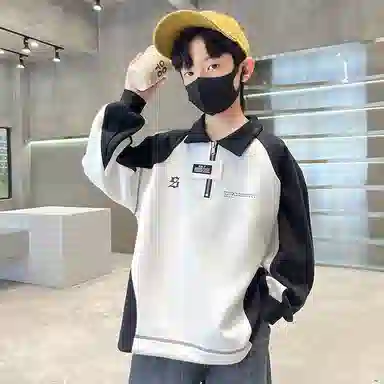 MUMUWU HOUSE 2025polo