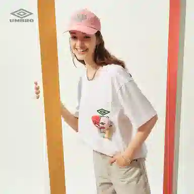 umbro x MORE HUGS T