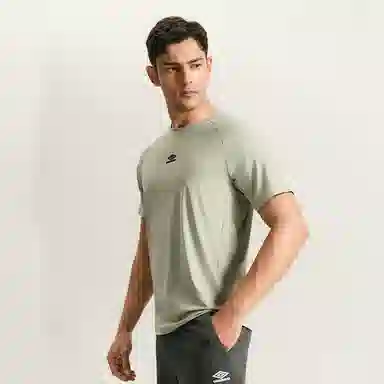 umbro T