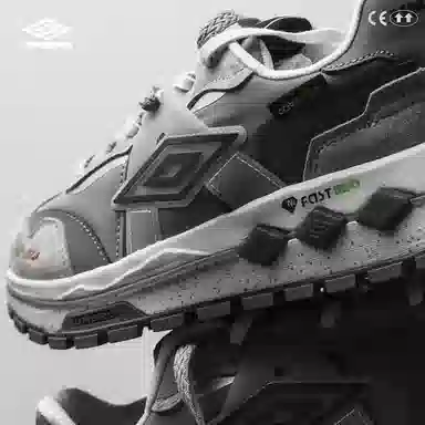 Umbro Classic Retro Low-Top Sneakers