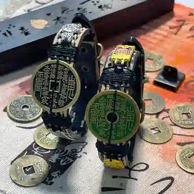 花茜樱 新中式国潮 国风复古山鬼花钱个性小众道系青年平安喜乐好运 皮革 手环 男女同款情侣款