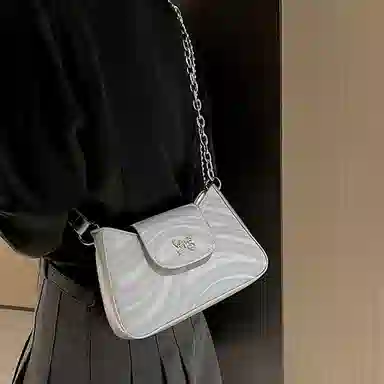 Z 1979 PU