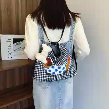 WORM'S HOME Backpack