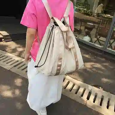 醇龙 风潮时尚运动旅行大容量 尼龙 双肩包 女款 多色