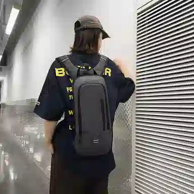 醇龙 双肩包 初中生高中学生书包大容量电脑旅行背包 男女通用 皮膜拼网 多色