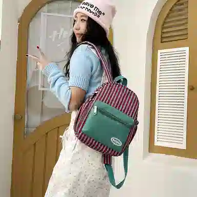 醇龙 拉链开合大容量 尼龙 女款 双肩包 红绿色