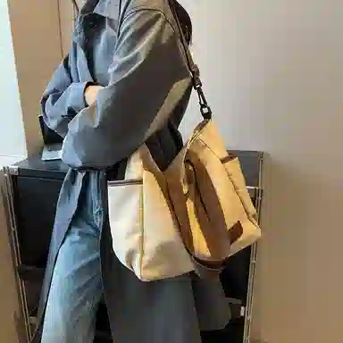 醇龙 撞色多口袋大容量多功能简约 布 单肩斜挎包 女款 多色