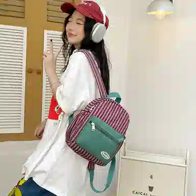 醇龙 拉链开合大容量 尼龙 女款 双肩包 红绿色