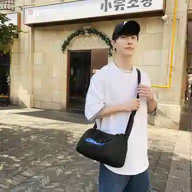 醇龙 休闲时尚潮流大容量 尼龙 单肩斜挎包 常规 男女同款情侣款 黑色/桔色/绿色/蓝色/紫色/白色