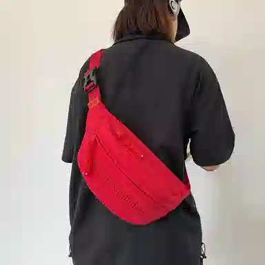醇龙 单肩包简约百搭时尚纯色轻便尼龙多功能休闲男女胸包 多色