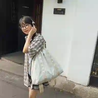 醇龙 风潮时尚运动旅行大容量 尼龙 双肩包 女款 多色