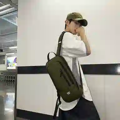 醇龙 双肩包 初中生高中学生书包大容量电脑旅行背包 男女通用 皮膜拼网 多色