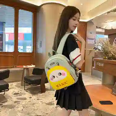 醇龙 小众设计背包休闲可爱潮流简约 尼龙 双肩包 女款 多色