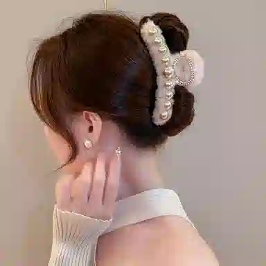 如花梦 韩版 秋冬鲨鱼夹后脑勺发勺发量多盘 可爱毛绒抓夹 亚克力 发夹 女款