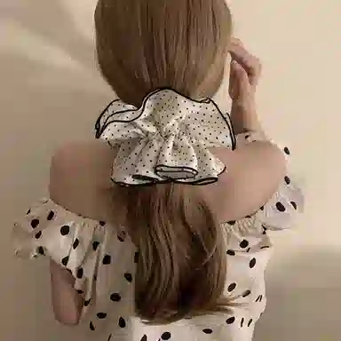 如花梦 早春高级感温柔气质波点大肠 布艺 发圈 女款