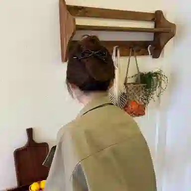 如花梦 气质皮质蝴蝶结扭扭夹高级感一字夹时尚甜酷发饰豹纹蝴蝶结 亚克力 发夹 女款