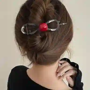 如花梦 蝴蝶结气质珍珠一字抓夹 高级感扭扭 后脑勺鲨鱼夹子 亚克力 发夹 女款