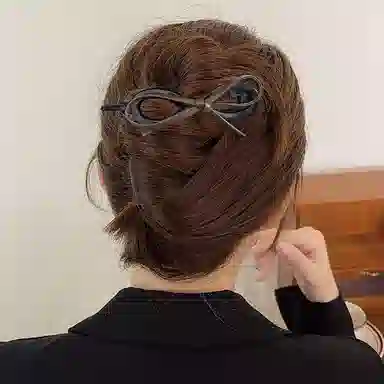 如花梦 气质皮质蝴蝶结扭扭夹高级感一字夹时尚甜酷发饰豹纹蝴蝶结 亚克力 发夹 女款