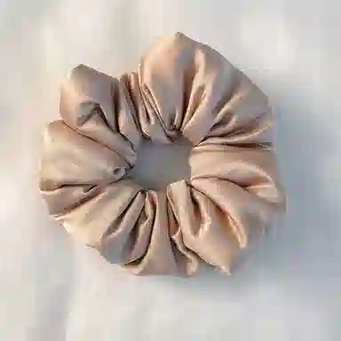 如花梦 芭蕾风褶皱缎面大肠发圈 高级感纯色真丝枕头布艺发饰 日常百搭丸子头扎发头绳 女款