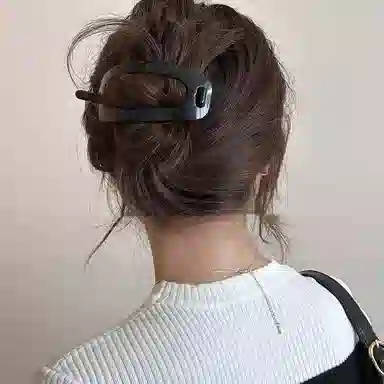 如花梦 简约气质椭圆后脑勺一字扭扭夹大号盘发量多 亚克力 发夹 女款