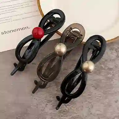 如花梦 蝴蝶结气质珍珠一字抓夹 高级感扭扭 后脑勺鲨鱼夹子 亚克力 发夹 女款