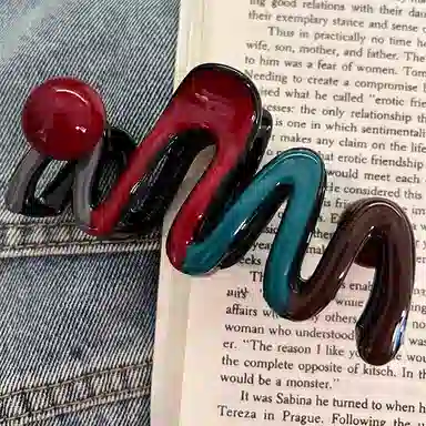 如花梦 撞色波浪珍珠大号抓夹夏日鲨鱼夹 亚克力 发夹 女款