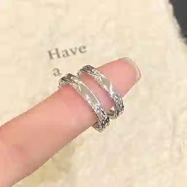 【S999银永恒之恋】 银彦 冰川山海对戒 纯银素圈 钟爱久久 情意缠绵 小众高级表白礼盒时尚简约开口可调节 足银 戒指 男女同款情侣款