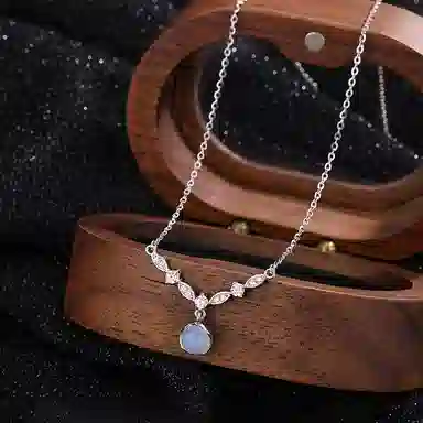 【S999纯银&穗穗平安】 银彦 闪耀星光连理枝 冰透温润白月光荔枝冻清冷感 甜美森系小清新 少女氛围感恋爱告白礼盒 玉髓 项链 女款