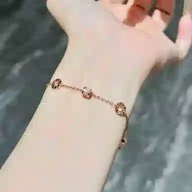 【S999纯银&转运小蛮腰】 银彦 在逃公主 叠戴双层套装 罗马数字 精致轻奢小众 闪耀百搭设计感显气质 表白纪念日礼盒 足银 手链 女款