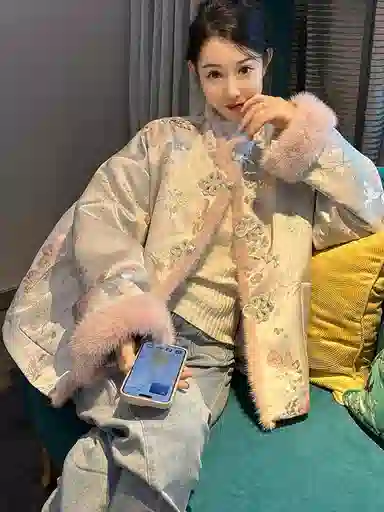 桴生 新中式国风提花缎面刺绣拼接水貂毛外套女秋冬高级感上衣棉服 女款
