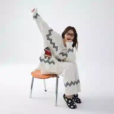 QINZUIMAO x Crayon Shinchan