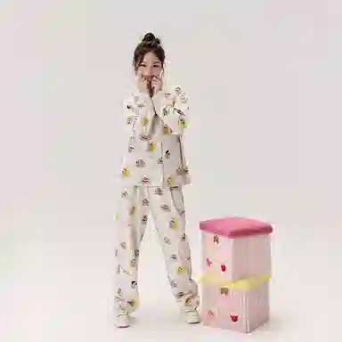 QINZUIMAO x Crayon Shinchan