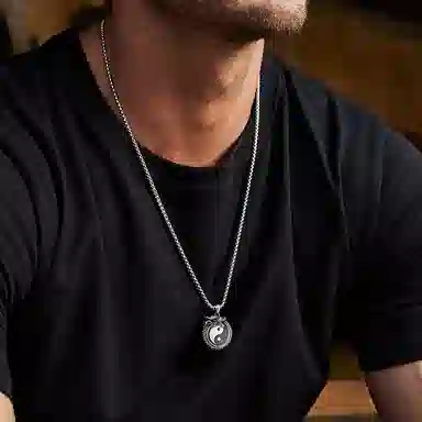 IDEAGEMER Yin Yang Dragon Necklace