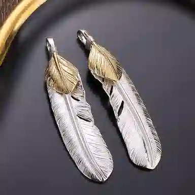 925
