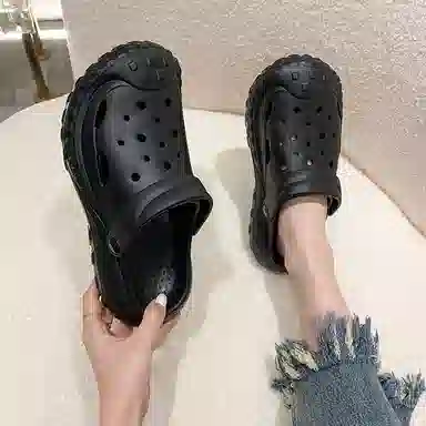 XMISTUO Thick Sole EVA Clogs