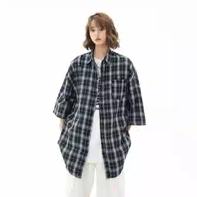 大卫贝肯 韩版复古格子基础款时尚休闲学院风小众褶皱设计随性慵懒感无性别主义宽松百搭轻薄凉爽透气日常通勤翻领短袖衬衫 男女同款